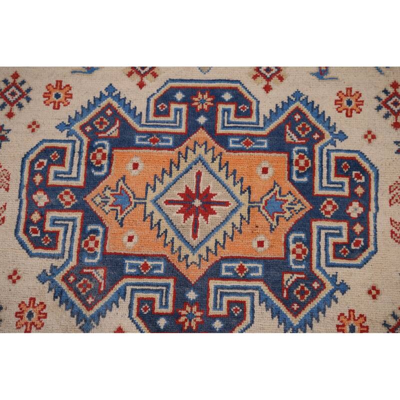 Geometric Beige / Ivory Kazak Accent Rug Hand-Knotted Wool Carpet - 4'0" x 6'1"