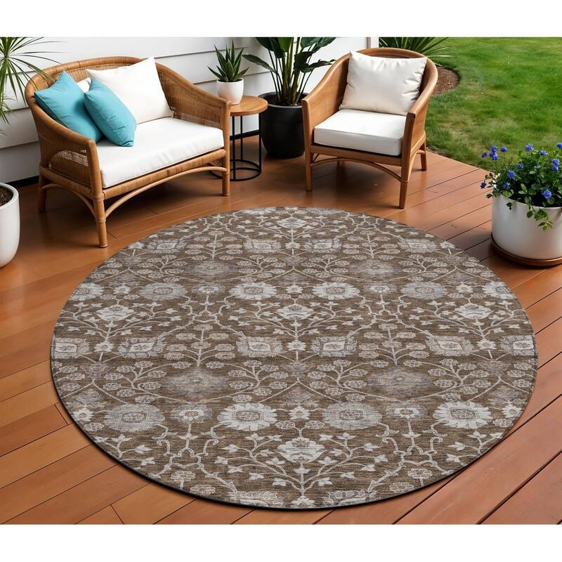 HomeRoots Floral Transitional Rectangle Outdoor Rug - 8' Round