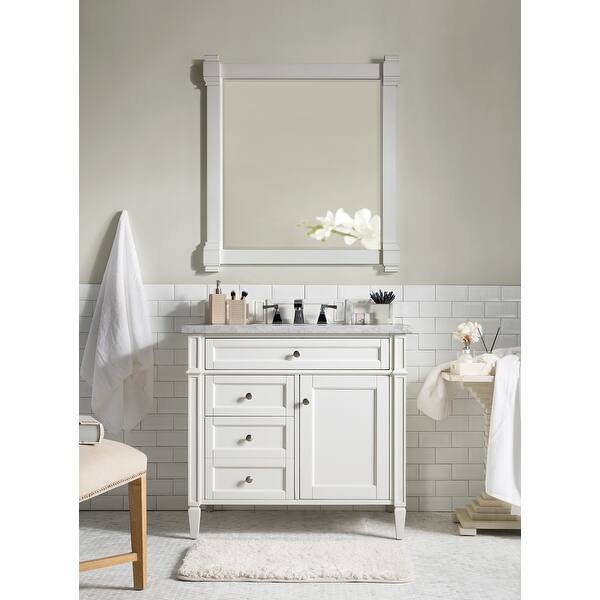 Shop Brittany 36 Single Cabinet Cottage White Overstock 11510734