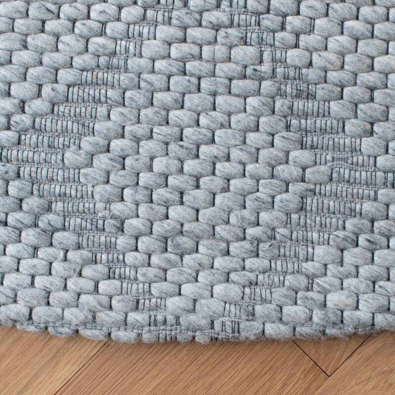 SAFAVIEH Marbella Fidalma Wool Rug