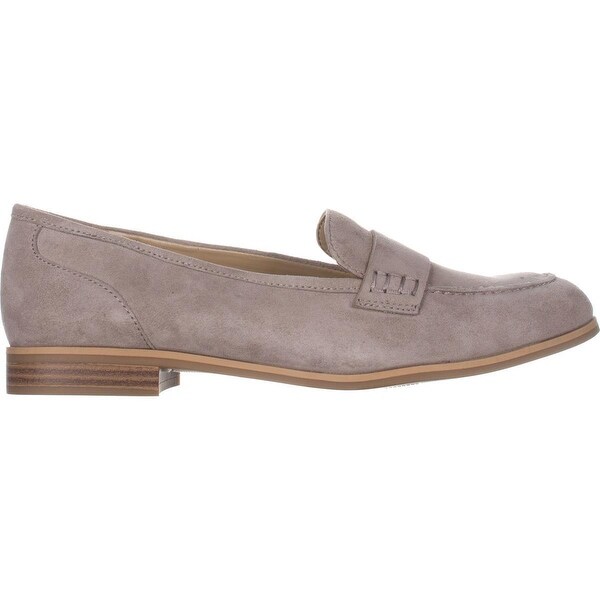 naturalizer veronica loafer