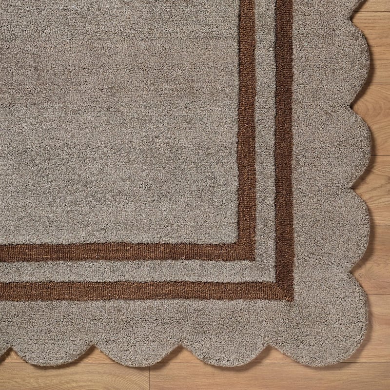 Livabliss Scalloped Modern & Contemporary Area Rug