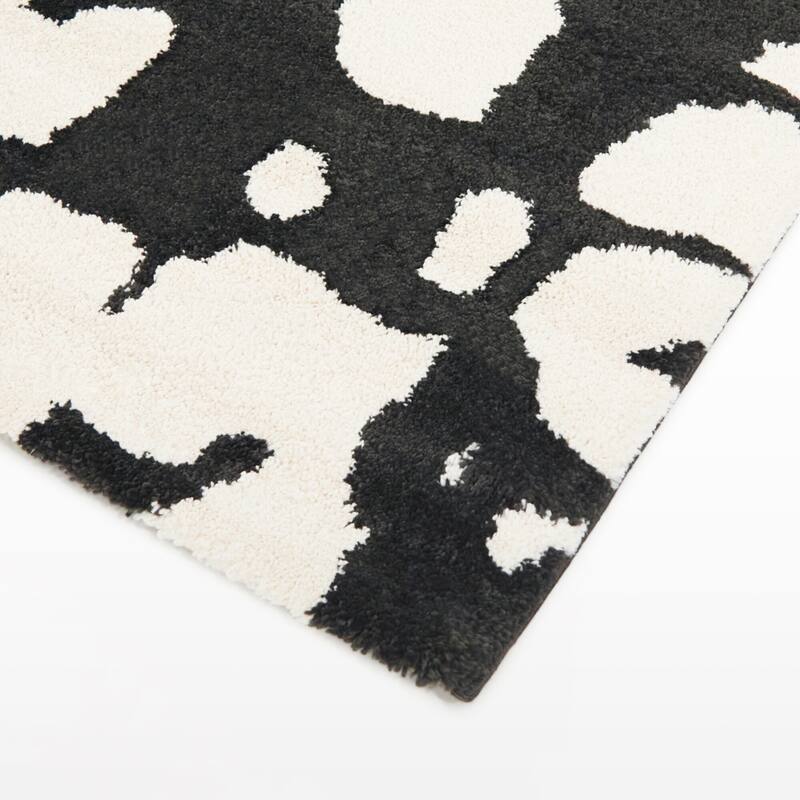 Mila Abstract Modern Area Rug
