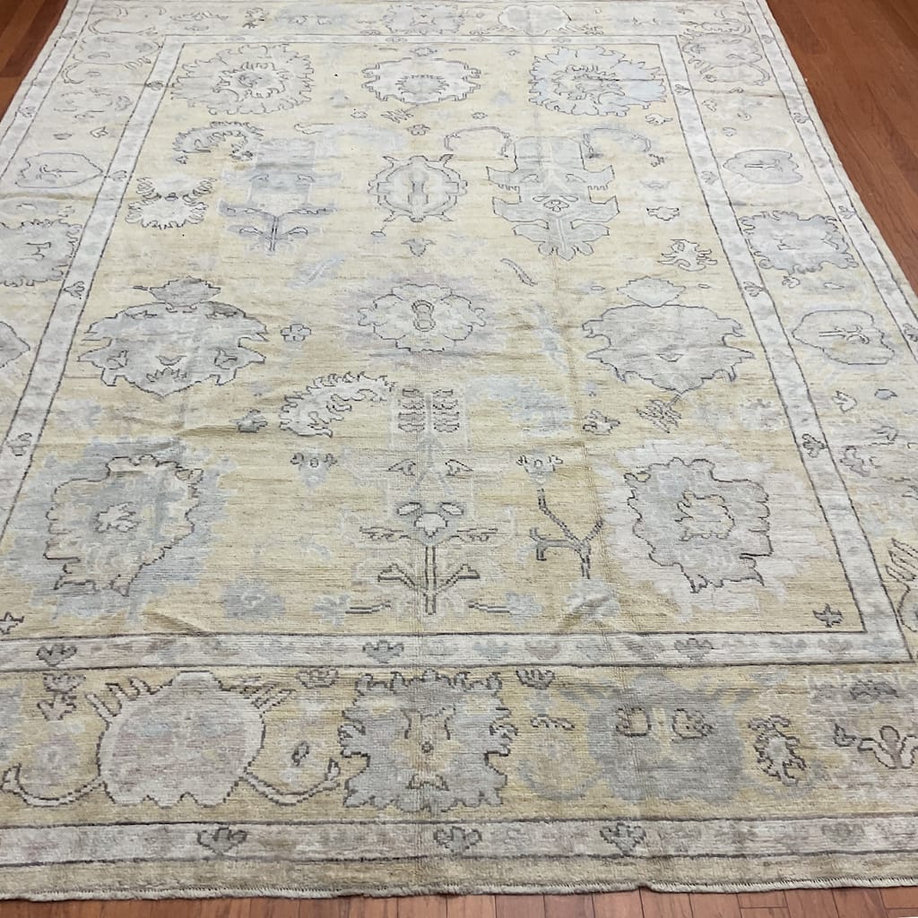 HERAT ORIENTAL Handmade Vegetable Dyed Oushak Wool Rug - 8'9" x 11'9"