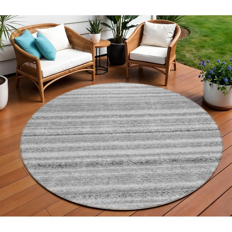 HomeRoots Striped Transitional Rectangle Outdoor Rug - 8' Round