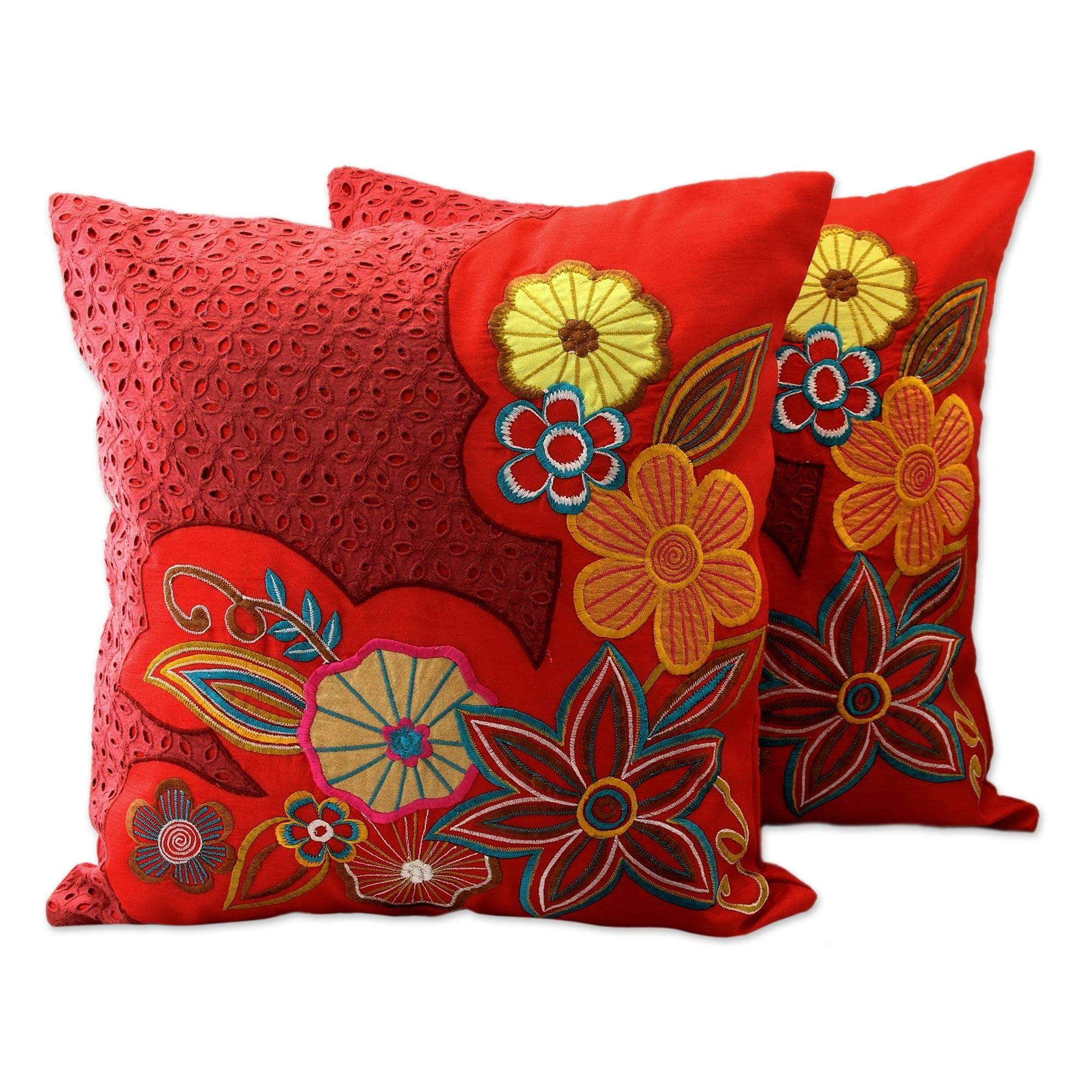 NOVICA Handmade Set of 2 Applique Red Romance Cushion Covers India