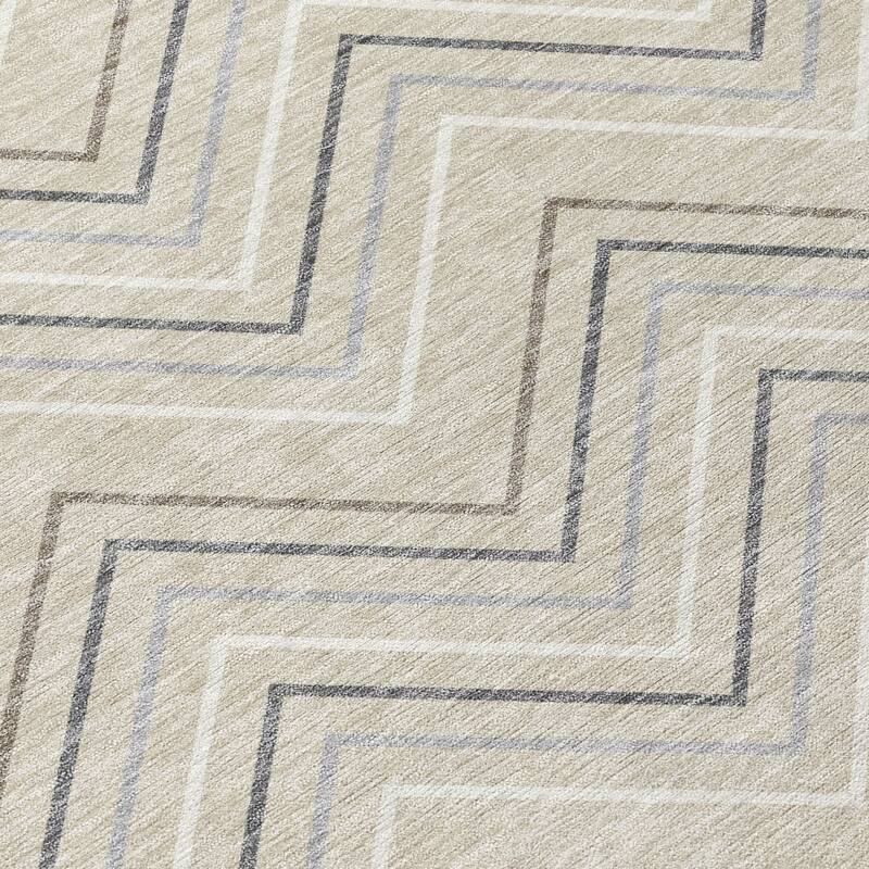Machine Washable Indoor/ Outdoor Modern Chevron Chantille Rug