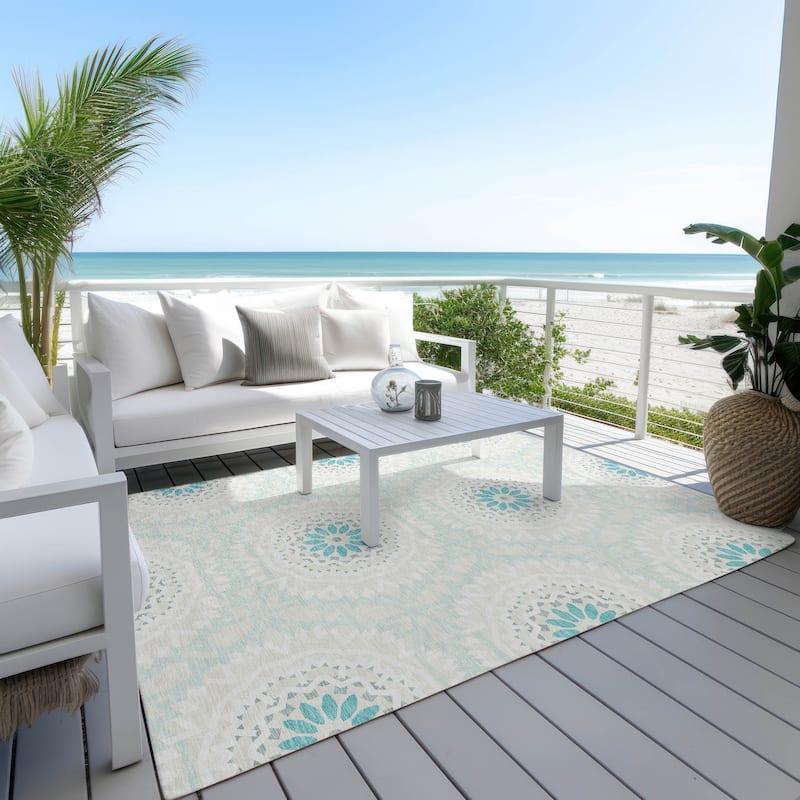 Machine Washable Indoor/ Outdoor Chantille Boho Global Rug