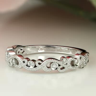 Auriya 18k Gold Vintage Stackable Diamond Wedding Band 0.06ctw