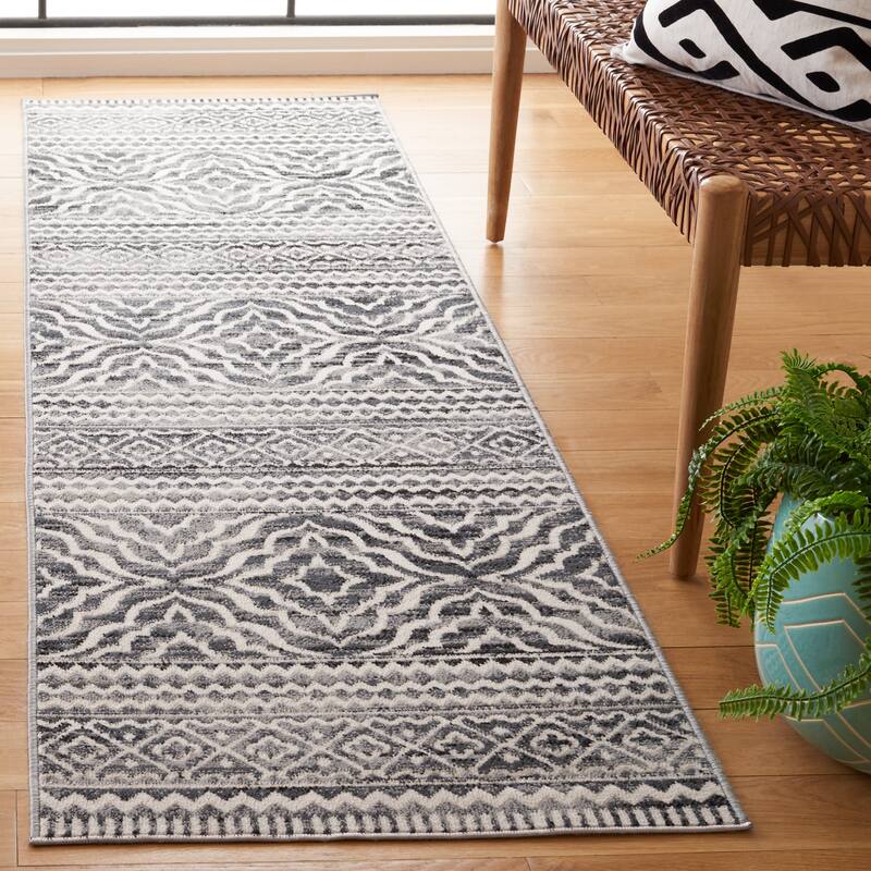 SAFAVIEH Odyssey Hertha Vintage Oriental Rug - 2'2" x 8' Runner - Black/Ivory