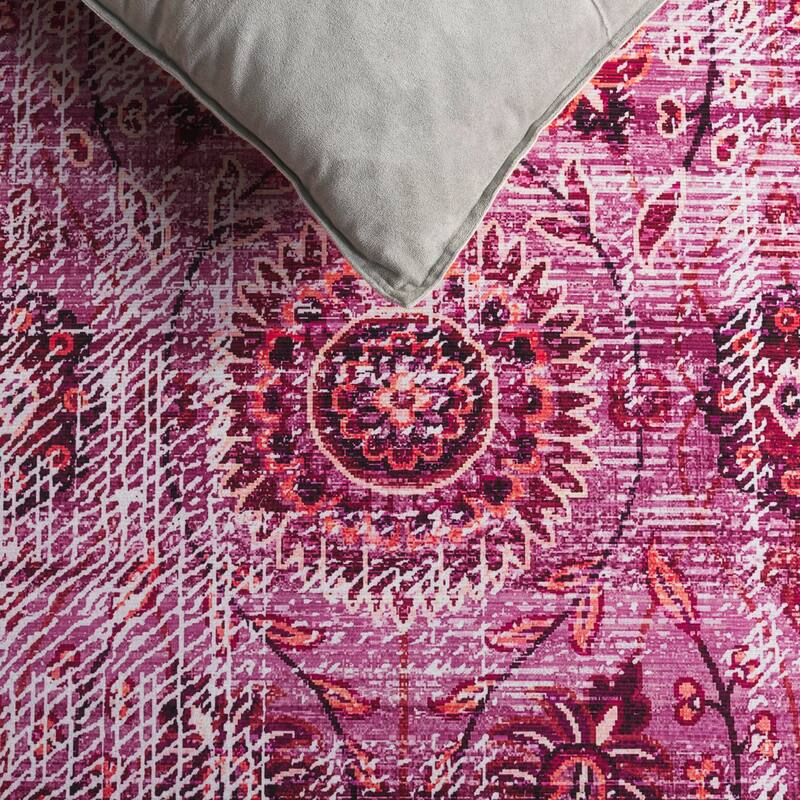 SAFAVIEH Tucson Villar Transitional Rug