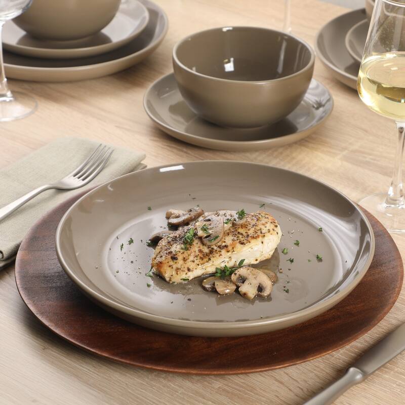 Gibson Home Rockaway 12pc Dinnerware set