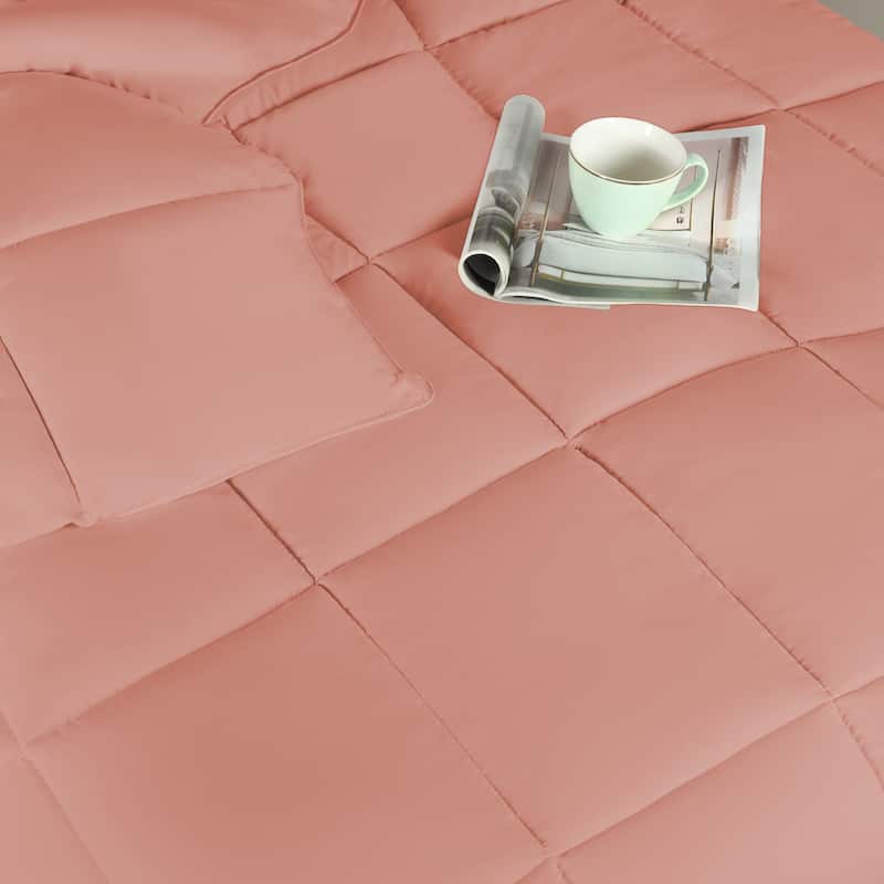 Superior Oversized All Season Down Alternative Reversible Comforter