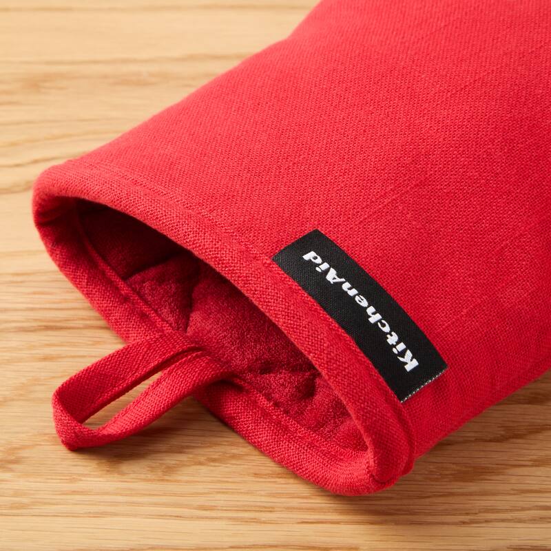 KITCHENAID Gourmet Series Gridlines Mini Oven Mitts 2-Pack Set, Heat Resistant up to 600°F, Soft Silicone Grip, Magnetic Cuff