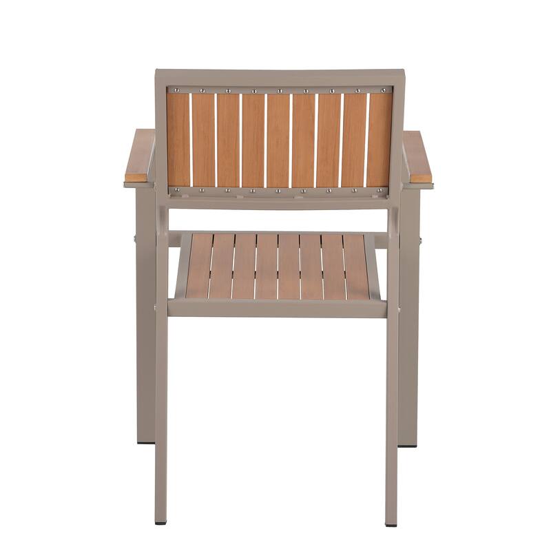 Experience Outdoor Dining Freedom with a Flexible Set Including 6 Chairs & 1 Table