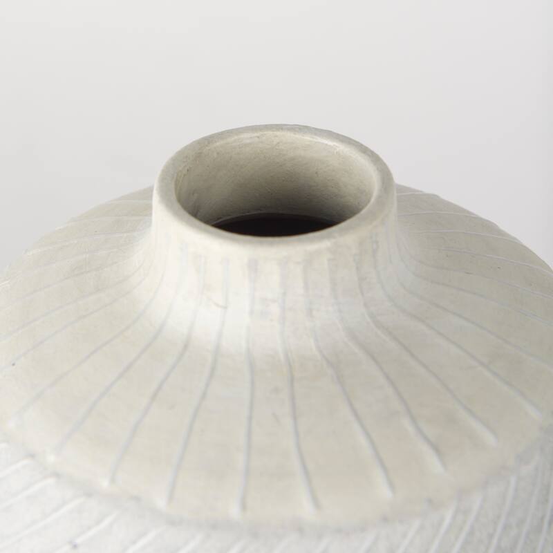 Blume Off-White And Gray Textured Ceramic Vase