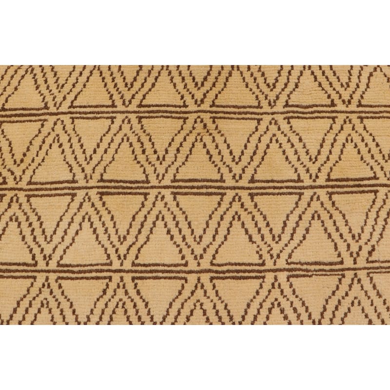 Boho Chic Balochi Morton Beige/Brown Hand Knotted Wool Rug - 4'0'' x 5'10''