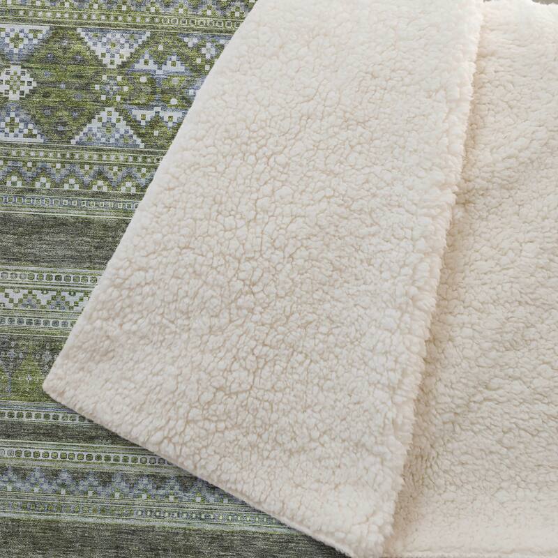 Premium Machine Washable Boho Moroccan Sherpa Throw Blanket