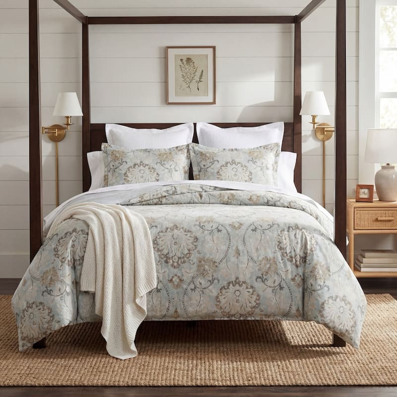 Hiend Accents Dalia Victorian Floral Duvet Cover Set, 3PC - Queen