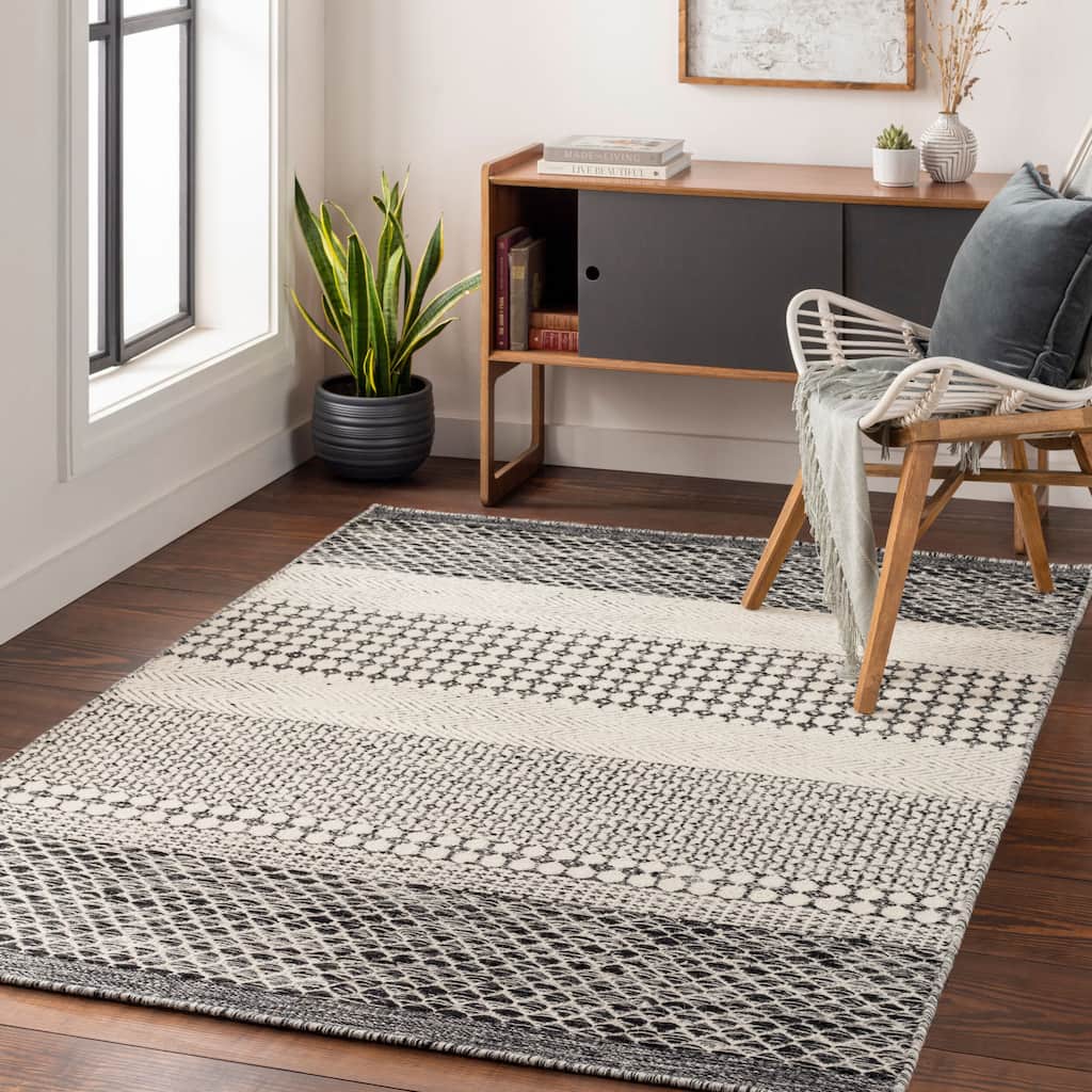 Livabliss Casual Mardin Diamond Area Rug
