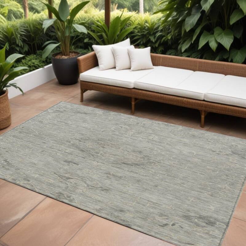HomeRoots Floral Traditional Rectangle Outdoor Rug - 9' X 12'
