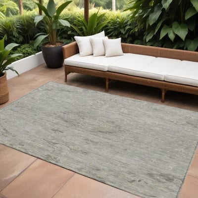 HomeRoots Floral Traditional Rectangle Outdoor Rug