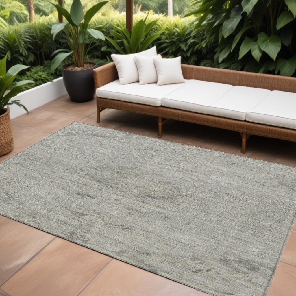HomeRoots Floral Traditional Rectangle Outdoor Rug