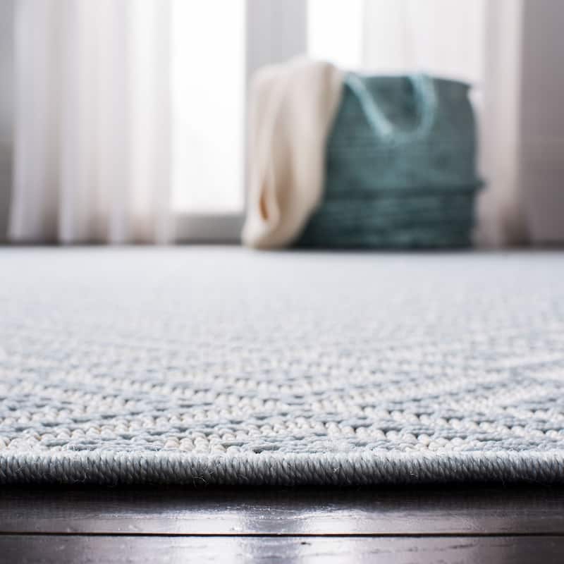 Martha Stewart by SAFAVIEH, Handmade Lisaveta Modern Wool Rug