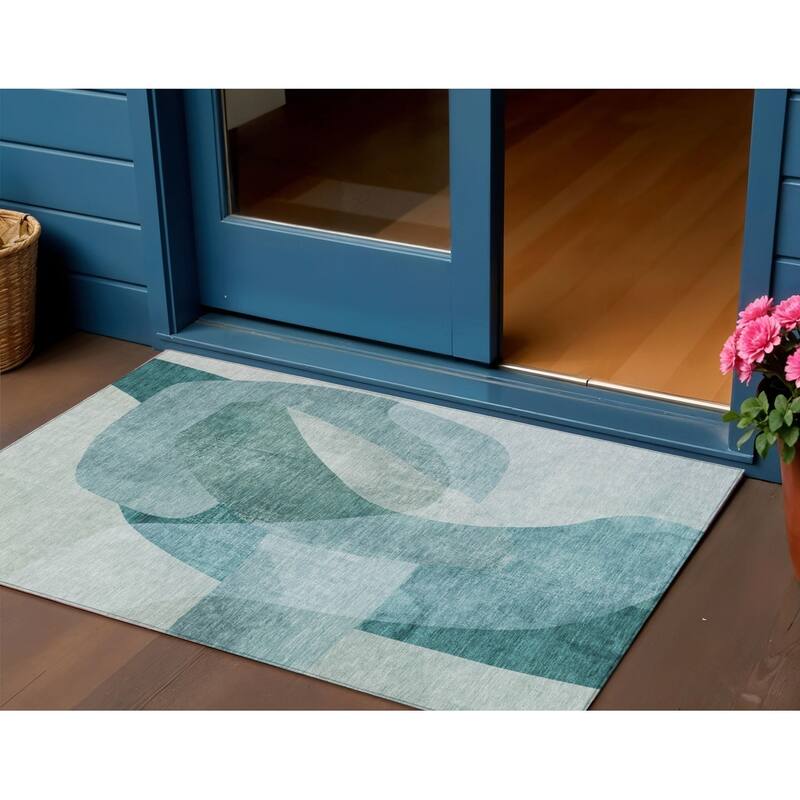 HomeRoots Abstract Transitional Rectangle Outdoor Rug - 3' x 5'