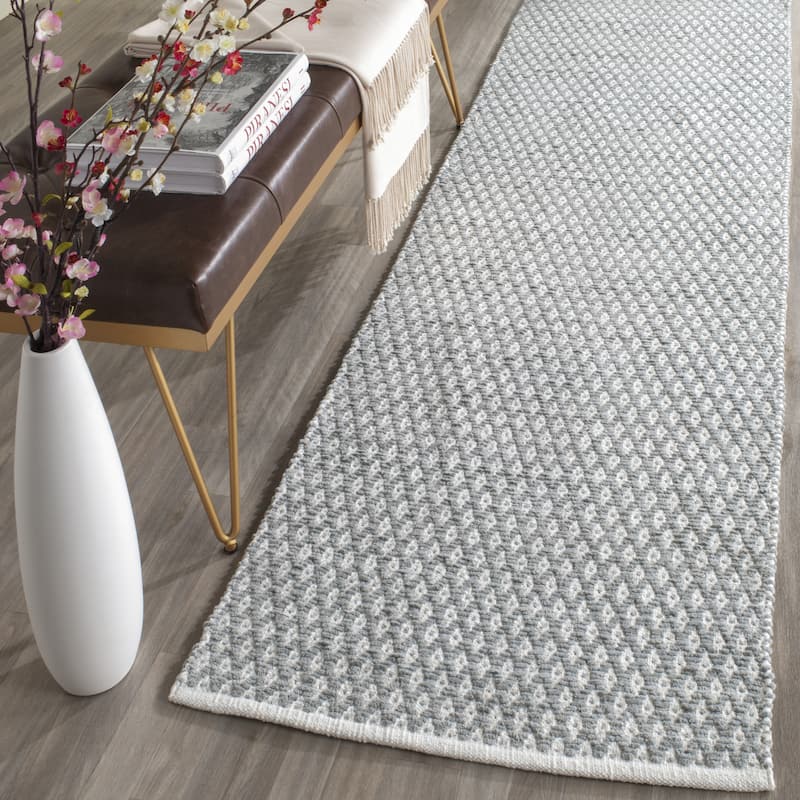 SAFAVIEH Handmade Boston Shirine Coastal Cotton Flatweave Rug - 2'3" x 9' Runner - Grey
