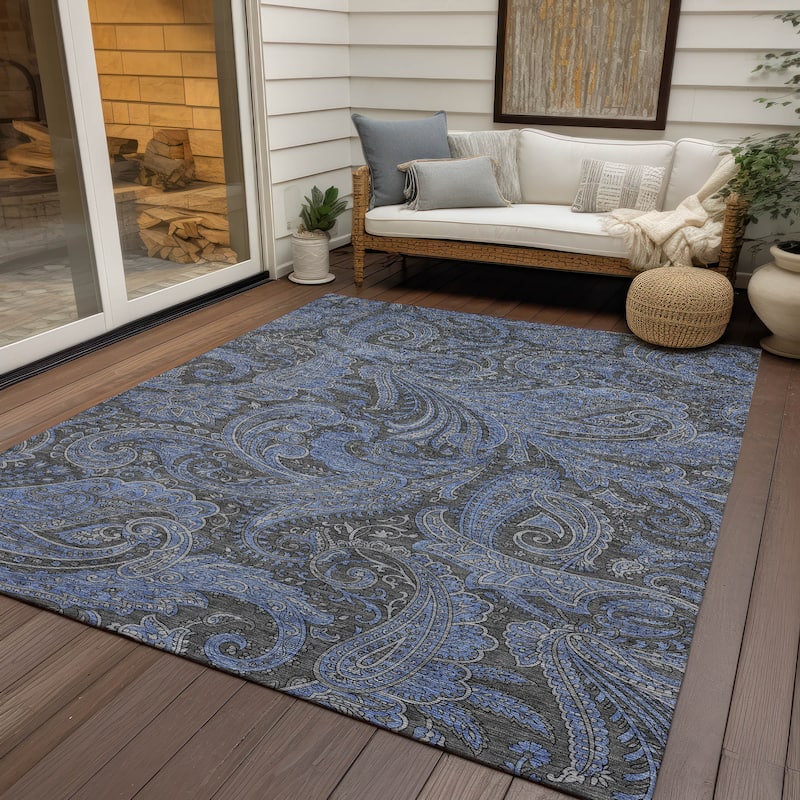 Machine Washable Indoor/ Outdoor Chantille Traditional Paisley Rug