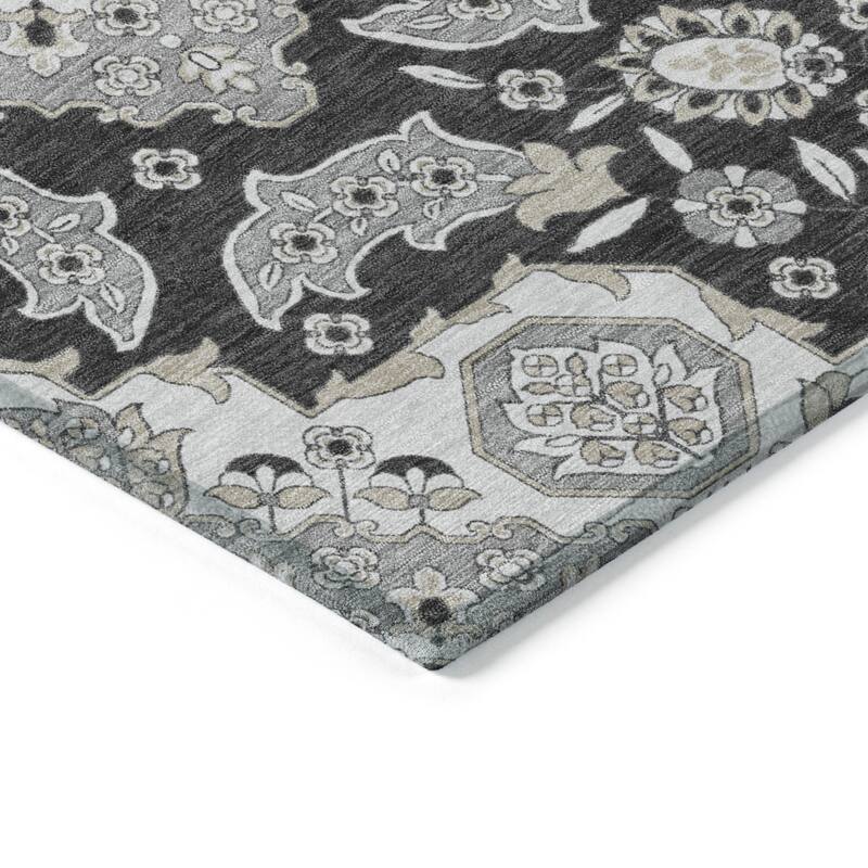 HomeRoots Medallion Traditional Rectangle Outdoor Rug