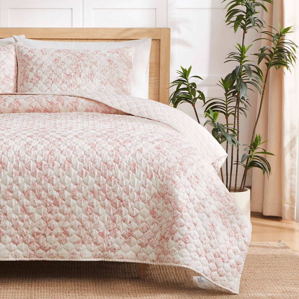 Jessica Simpson Camilla Quilt Sets