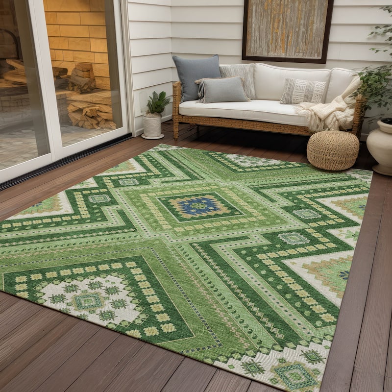 Machine Washable Indoor/ Outdoor Global Boho Chantille Rug - Green - 5' x 7'6"