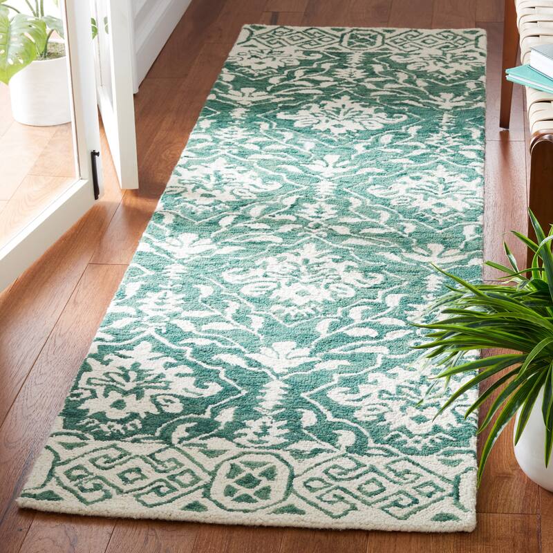 SAFAVIEH Handmade Dip Dye Nicki Floral Wool Rug - 2'3" x 8' Runner - Dark Green/Ivory