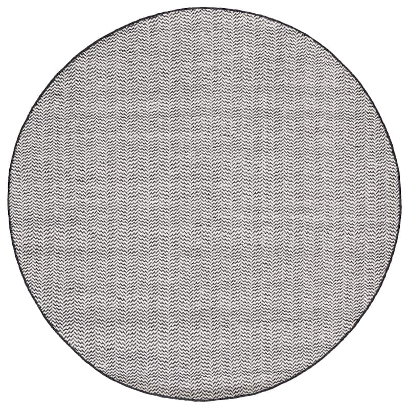 SAFAVIEH Handmade Vermont Windy Wool Rug - 6' Round - Black/Ivory