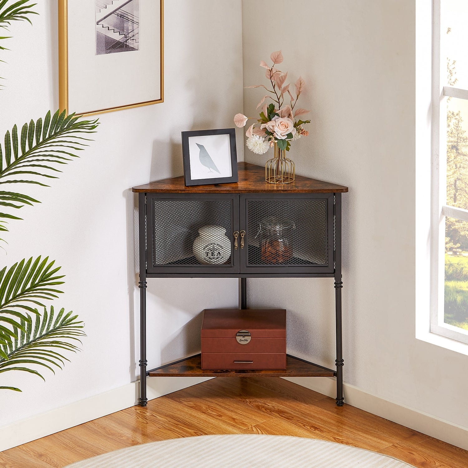Triangle table online for corner