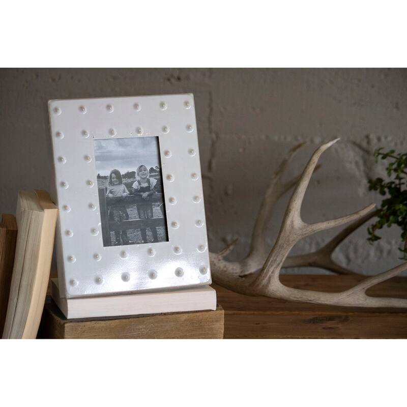 Foreside Home & Garden Cream Bubble Pattern 4x6 Inch Enamel Metal Decorative Picture Frame