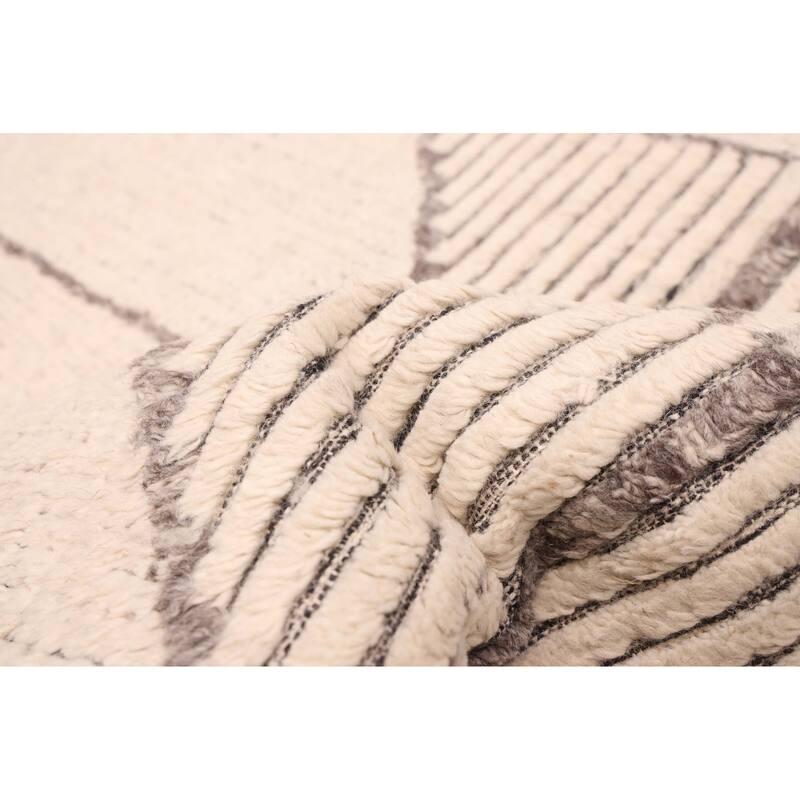 ECARPETGALLERY Hand-knotted Tangier Cream Wool Rug - 5'1 x 7'9