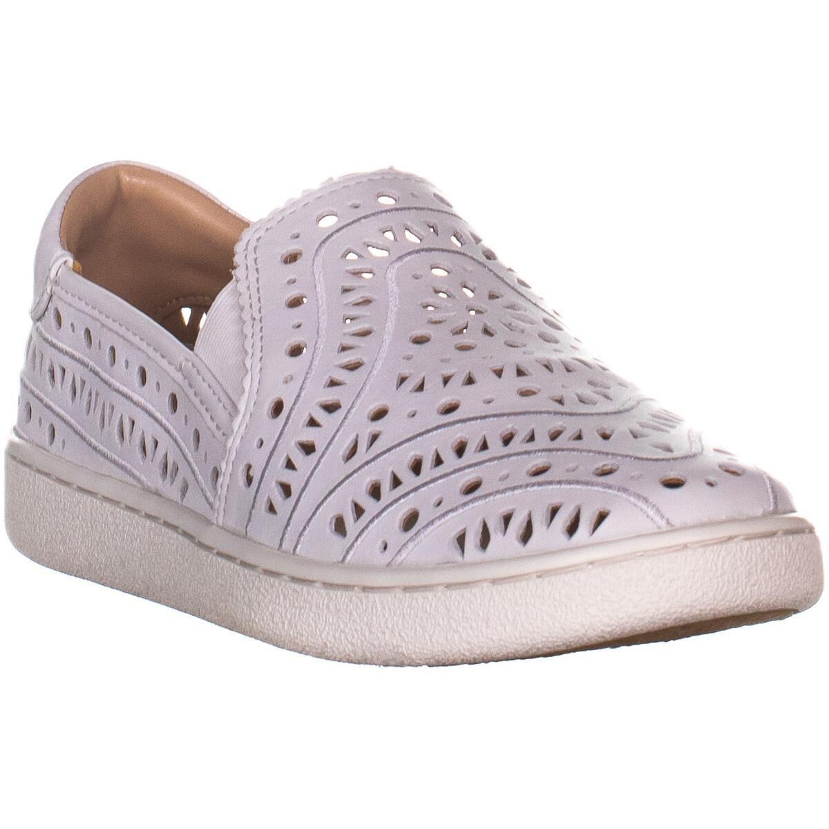 ugg cas white