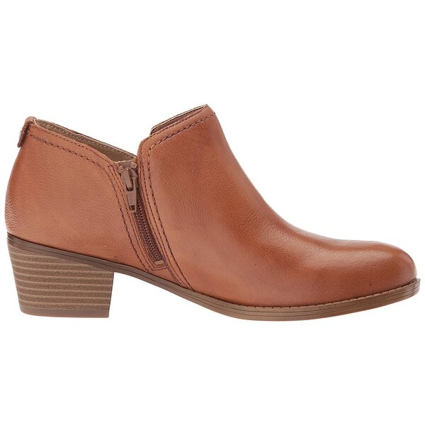 naturalizer zarie leather ankle booties