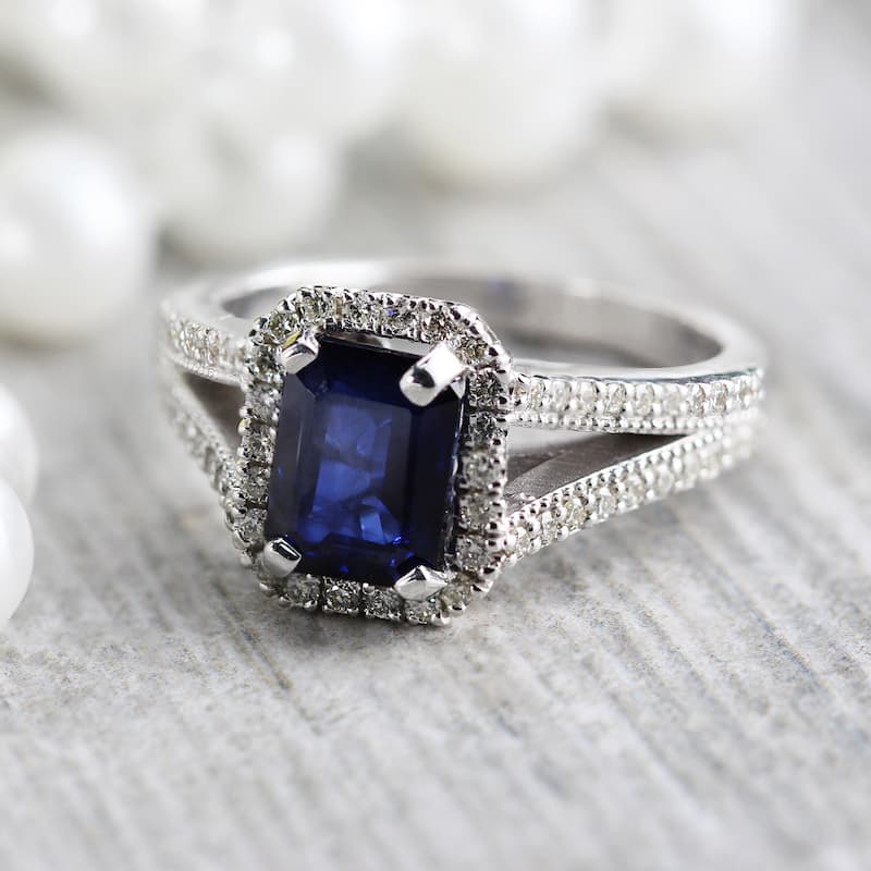 Auriya 18k Gold 2ct Vintage Emerald-cut Sapphire Halo Diamond Engagement Ring 1/2ctw
