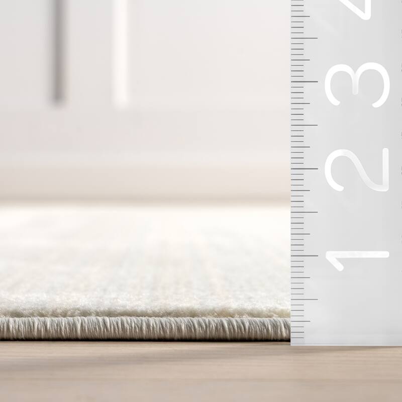 Nuloom Raya Contemporary Solid Area Rug