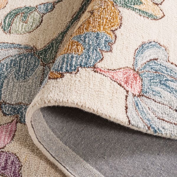 SAFAVIEH Handmade Jardin Stefan Country Wool Rug - On Sale - Bed Bath ...