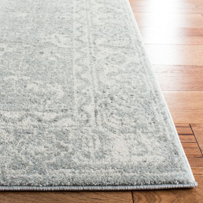 SAFAVIEH, Evoke Karola Vintage Boho Rug