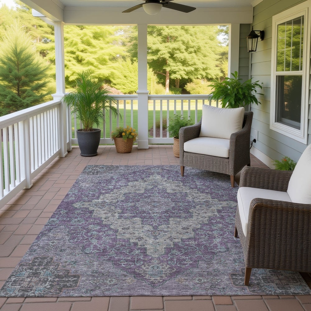 Machine Washable Indoor/ Outdoor Traditional Karachy Chantille Rug