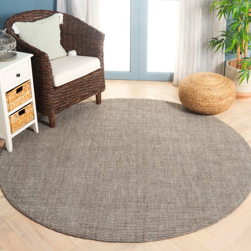 SAFAVIEH Handmade Himalaya Chrysanthemum Solid Wool Rug - 6' Round - Dark Grey