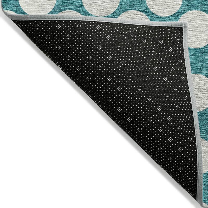 Machine Washable Indoor/ Outdoor Chantille Modern Dots Rug