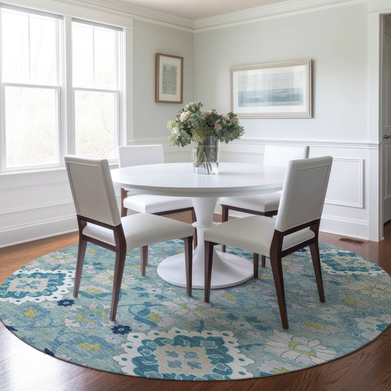 Machine Washable Indoor/ Outdoor Boho Traditional Chantille Rug