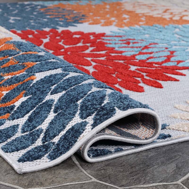Superior Hydrangea Floral Medallion Indoor Outdoor Area Rug